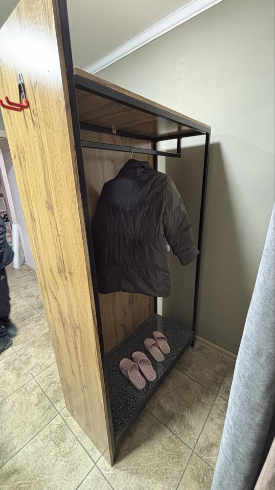 Продам шкаф для бутика