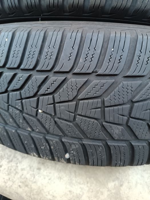 215/65/17,hankook,7-8mm,dot 3421