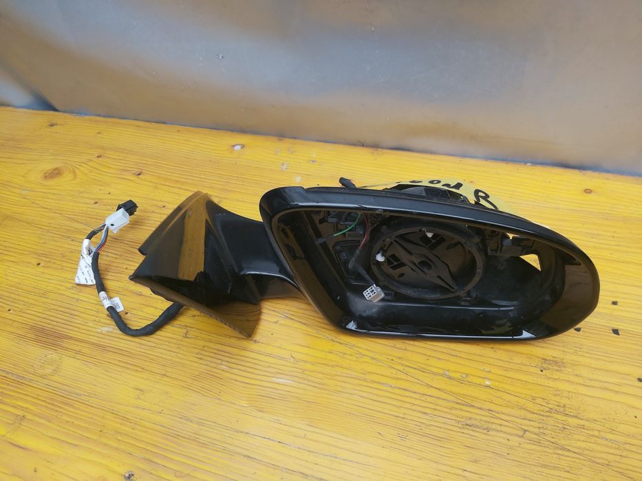 Огледало мерцедес W213  Mercedes W213