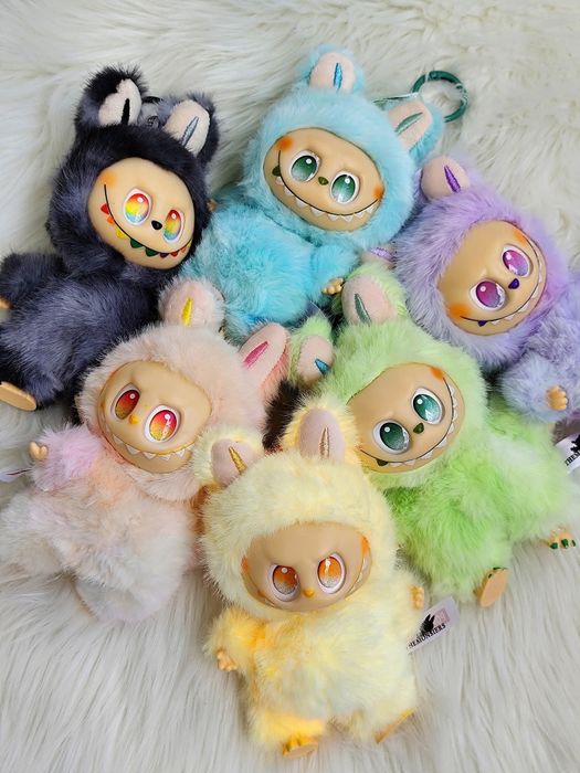 Играчка любима  Labubu