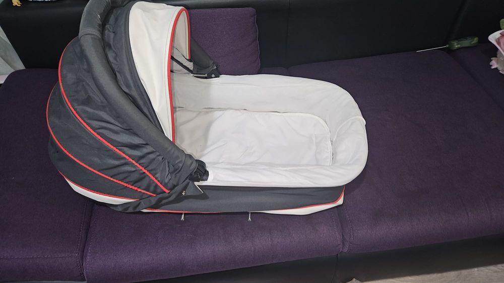 Premergător,cărucior si patut