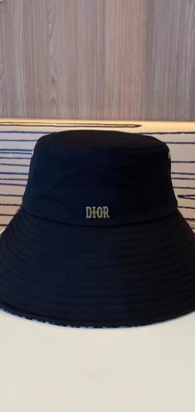Pălărie Christian Dior, model 2024