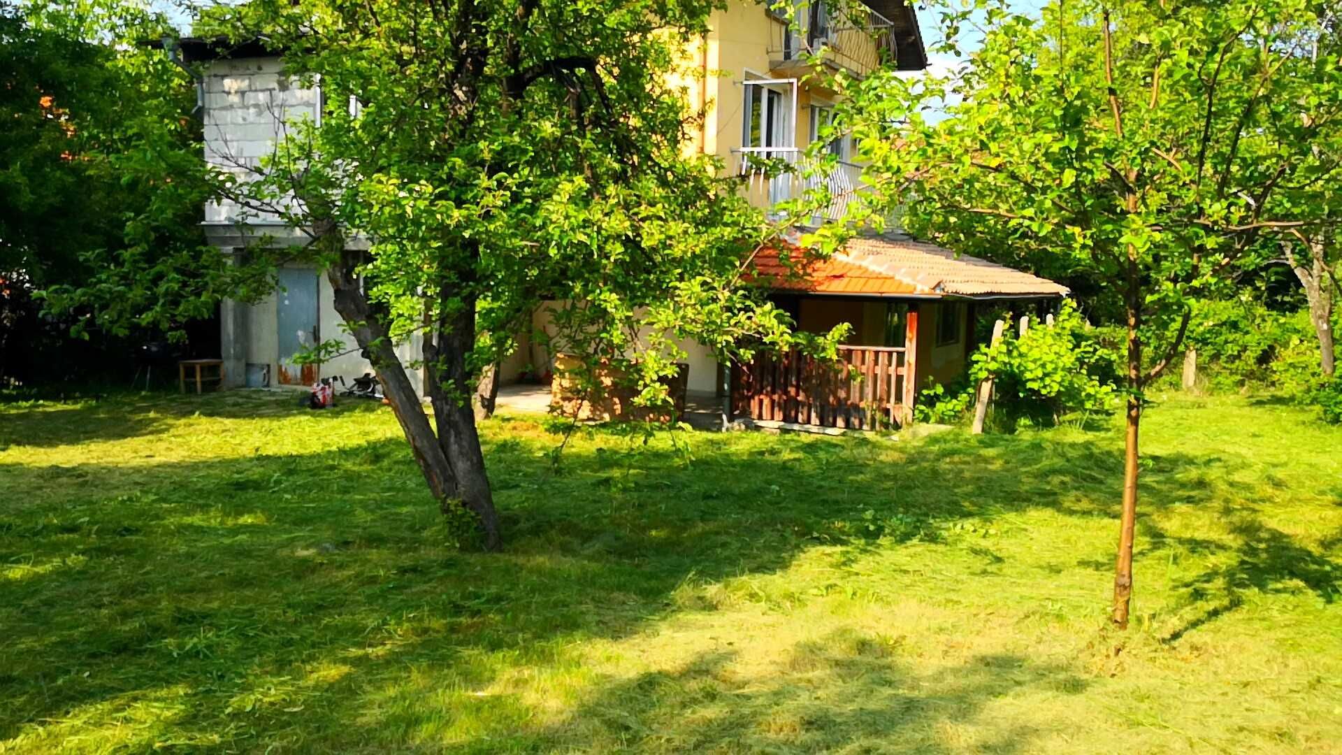Продажба на къща в град Банкя
