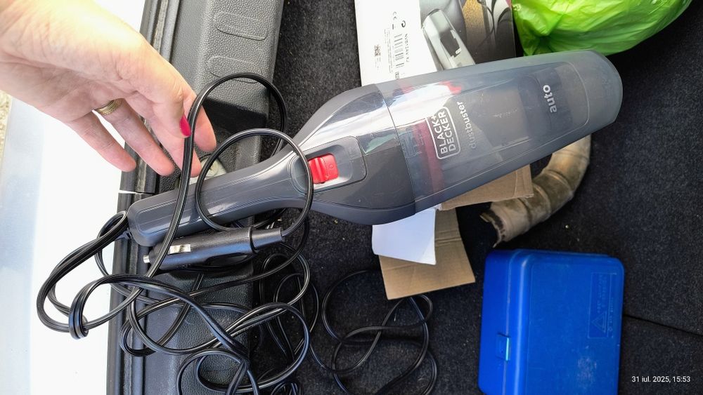 Aspirator auto de mașină