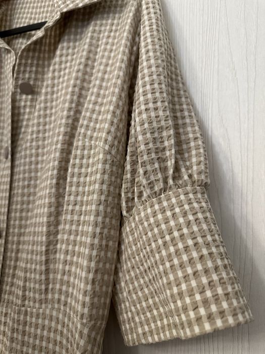 Чисто нова официална рокля в бежов цвят 42 размер