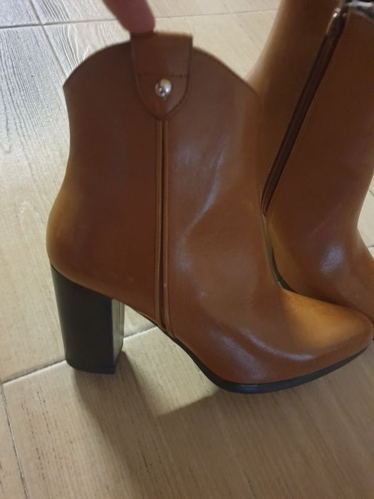 Дамски боти естествена кожа