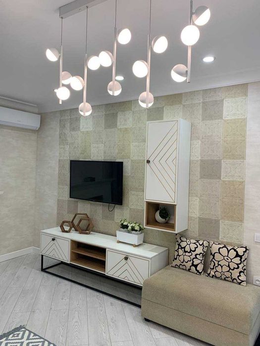 Сдаётся на Ц-1 центр 2х комнатную квартиру с евро ремонтом