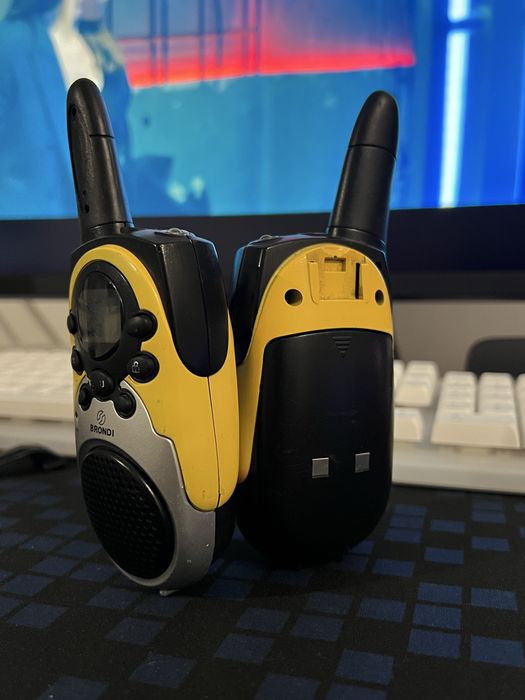 Set Walkie talkie emisie receptie Brondi FX100