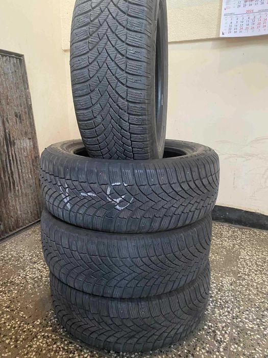 Комплект зимни гуми 205/55 R16 Bridgestone Blizzak LM005