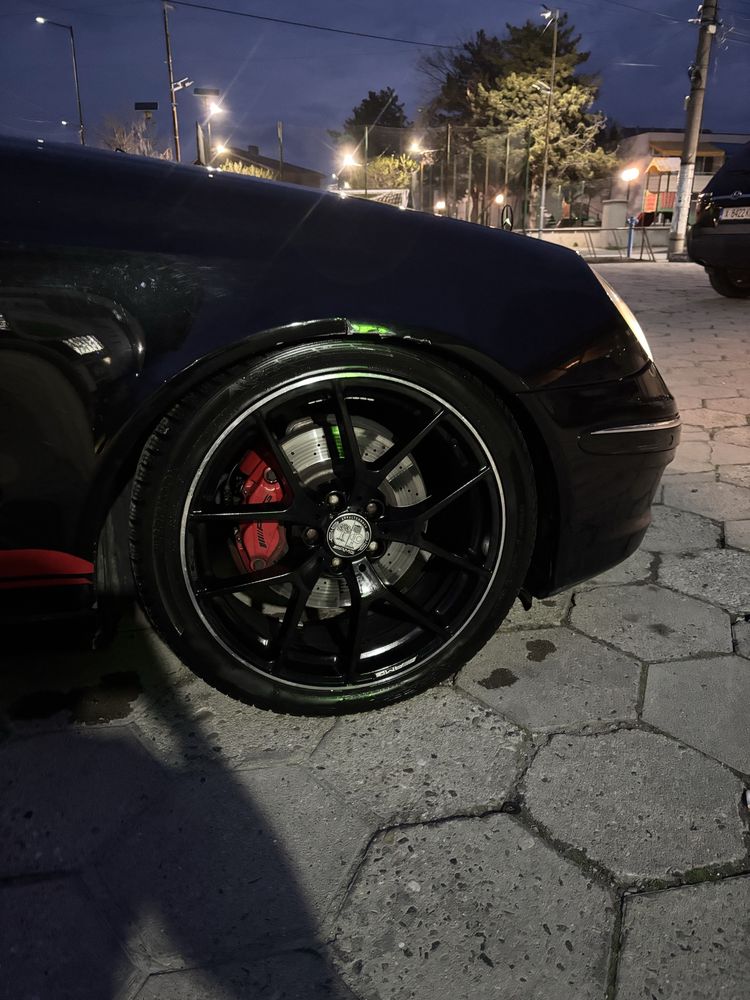 AMG Дажнти 19 за мерцедес с гуми