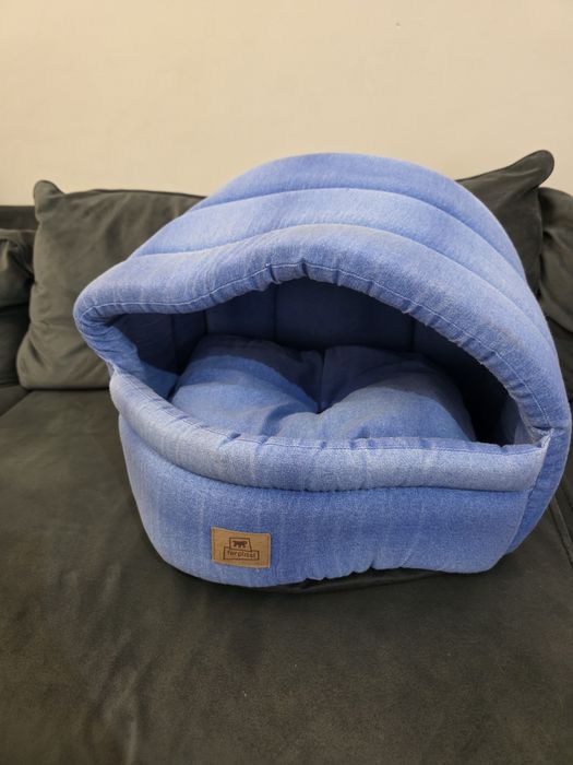 Легло тип иглу за малко куче или коте