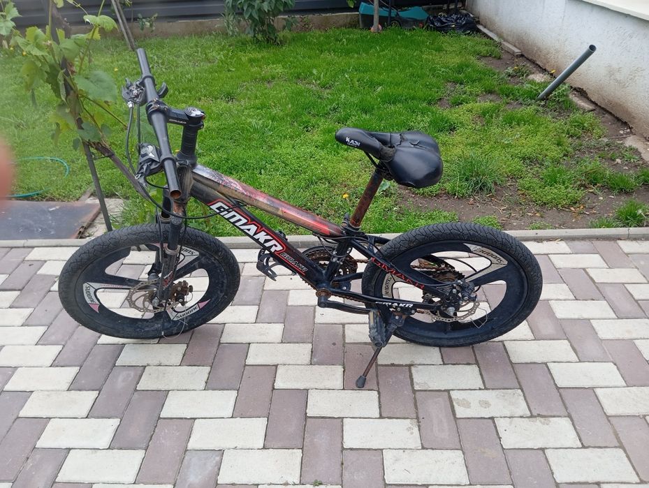 Bicicletă marca Gmakr