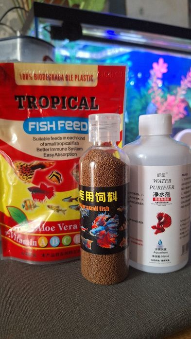 Продам корма и жидкость для аквариума