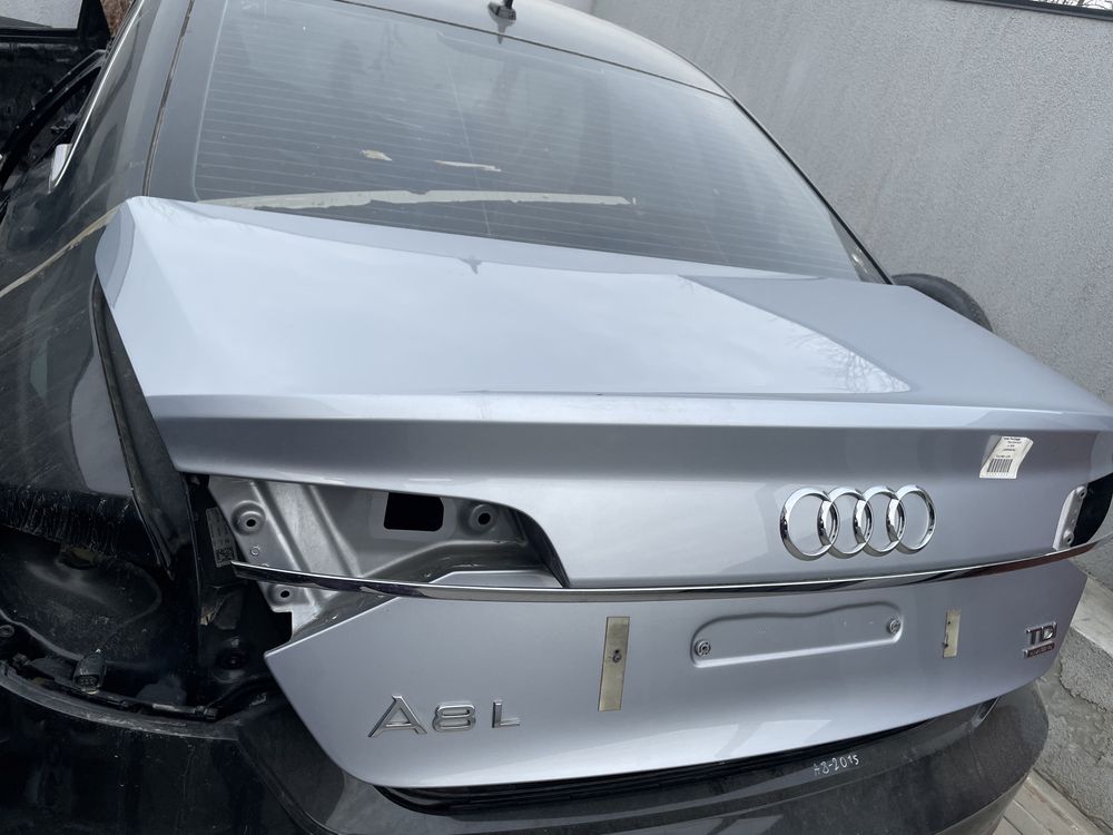 Capota porbagaj Audi A8 d4