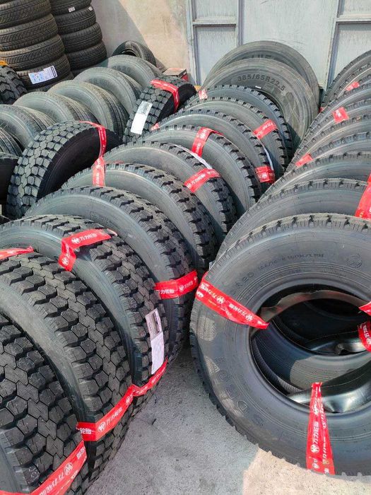 Samosval Howo Man Chakmanlarga 12.00R20 razmer WANLI balonlar bor