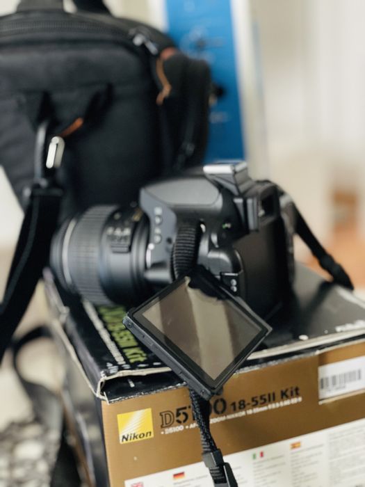 Nikon 5100, trepied 125 cm + telecomandă.