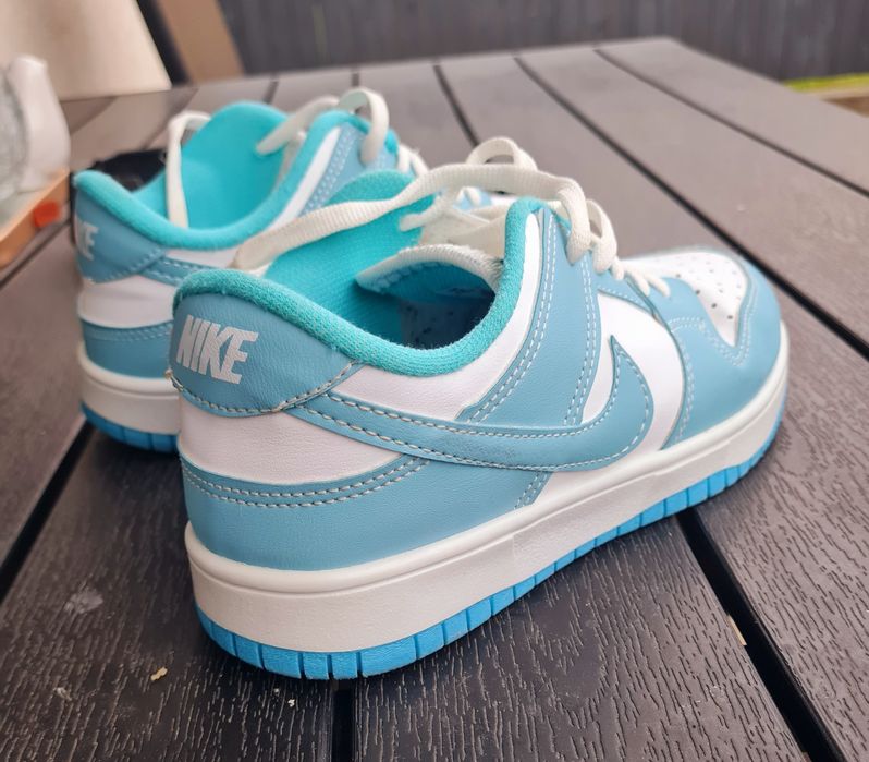 Adidași Nike mărimea 34