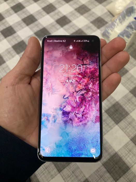 Samsung S10e ниже рынка