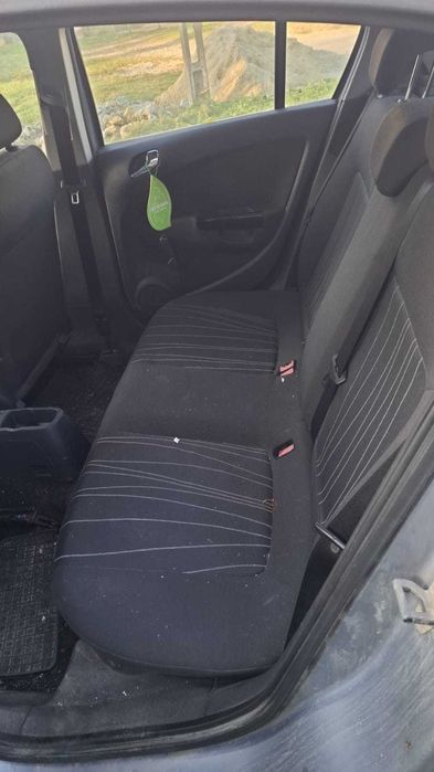 Vând Opel corsa d pentru dezmembrat