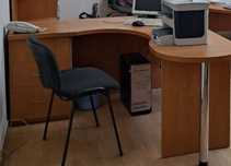 Стол письменый,тв,выяжка индезит ,тумба  и тд