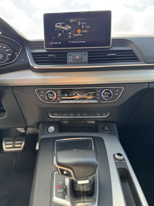 Audi Q5 S-line plus,full