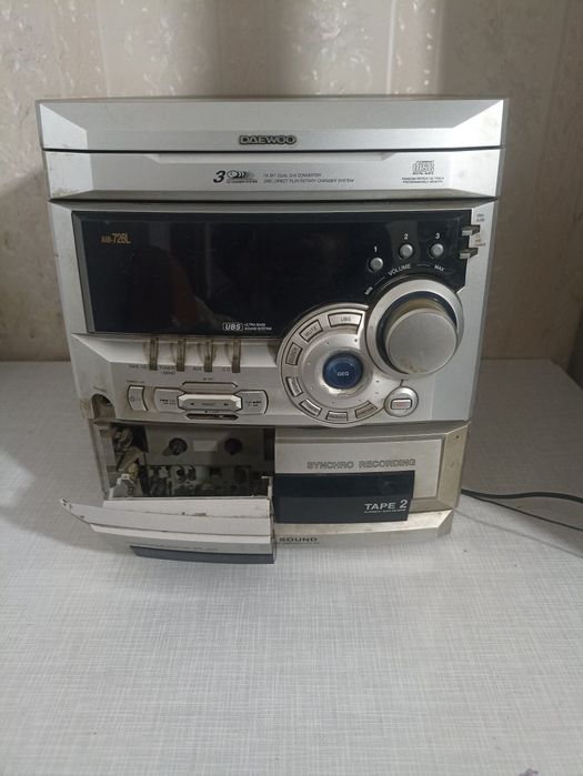 Продам музыкальный центр Daewoo