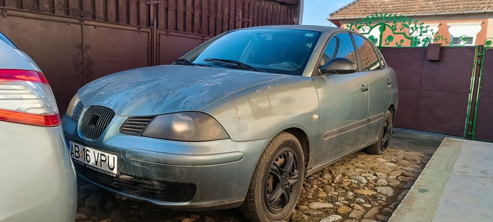 Vând Seat Cordoba