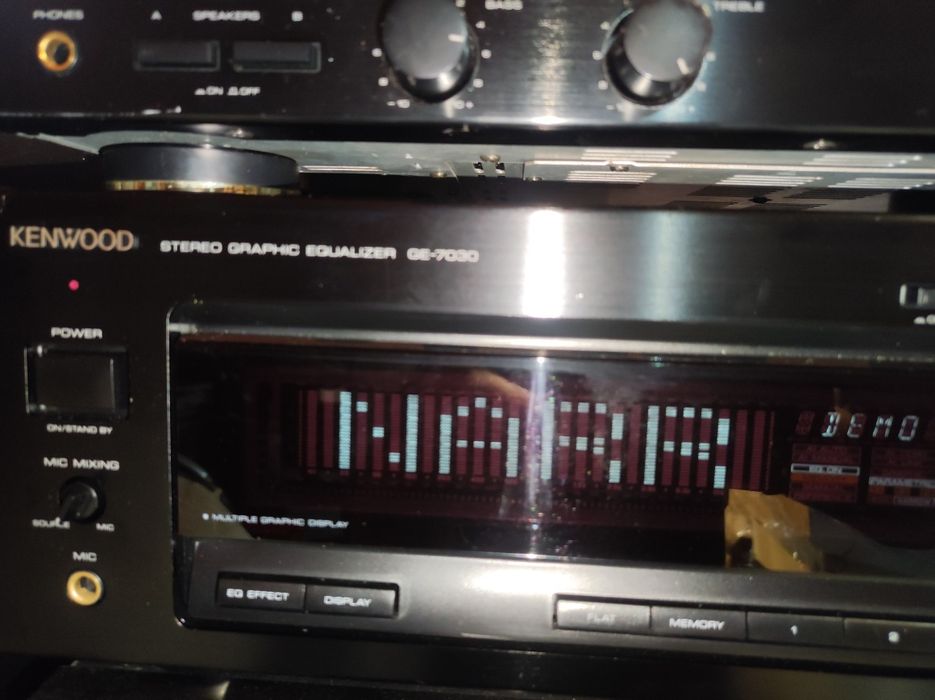 Vintage colecție  .egalizator 7030