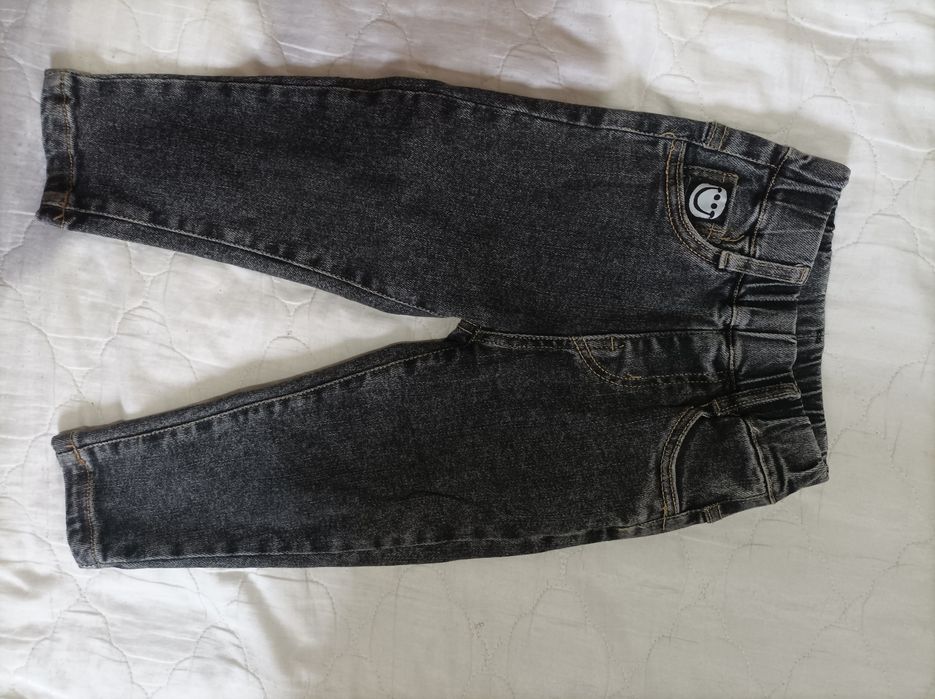 Продам детские вещи