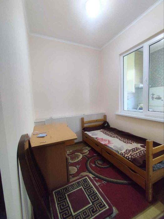 Срочно Сдам 3х комнатную . Семье или Студентам!!!