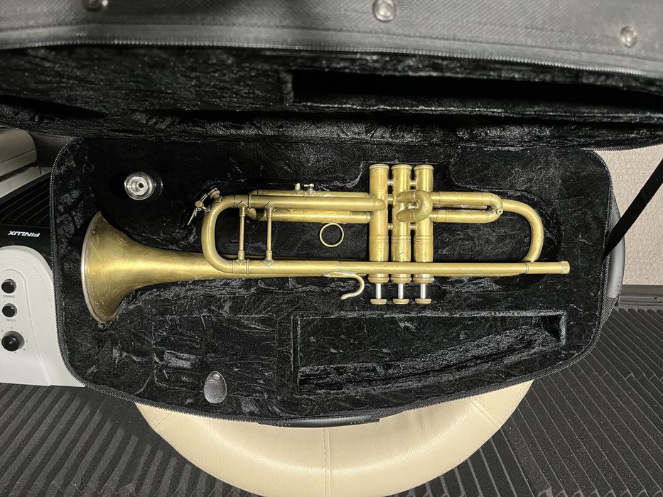 Vincent Bach Stradivarius 43 old trumpet