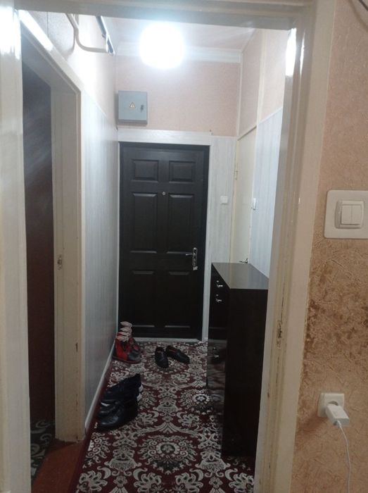 Чиланзар 11.  Срочно 3 х комнатная. Продажа !