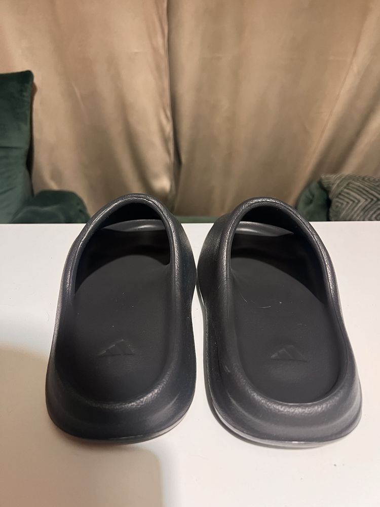 Yeezy Slide Onyx