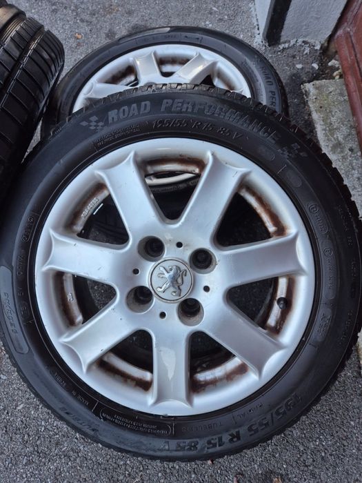 Jante aliaj + cauciucuri 4x108 R15