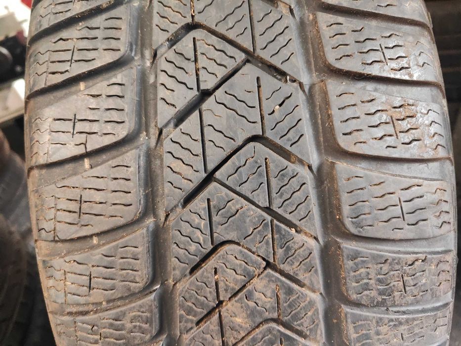4бр.зимни гуми 245/50/19 Pirelli