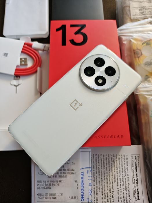 OnePlus 13 16/512 Gb с гаранция от Технополис