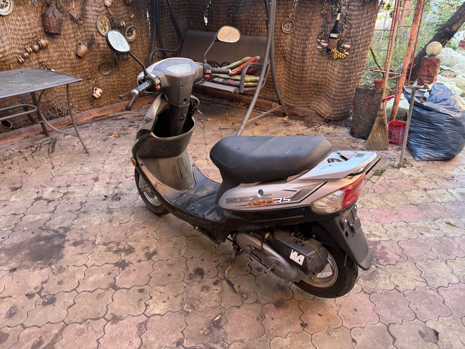 Scuter Rex 450 rs