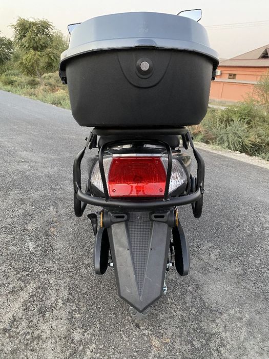 Скутер срочна сотилади!