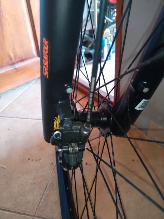 Vând bicicletă Pinacle Cobalt 2