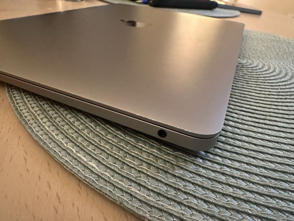 MacBook Air 2019 13”