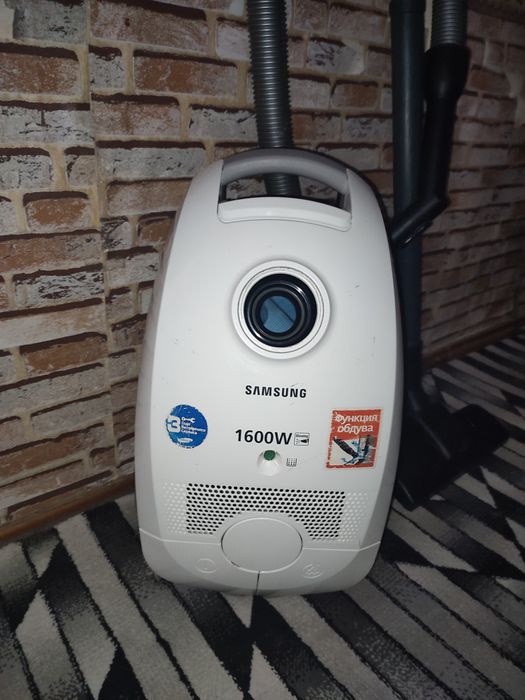Продается пылесос Самсунг