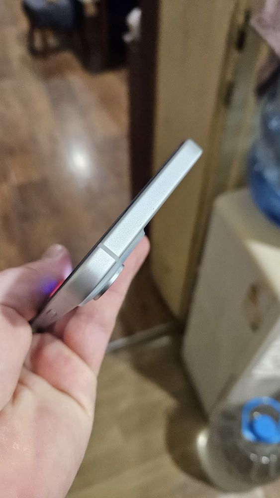 Iphone 15 plus silver