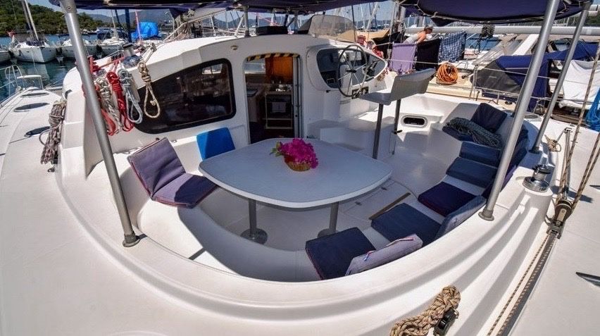 Яхта Катамаран под наем Несебър  Yacht catamaran for rent Sunny Beach