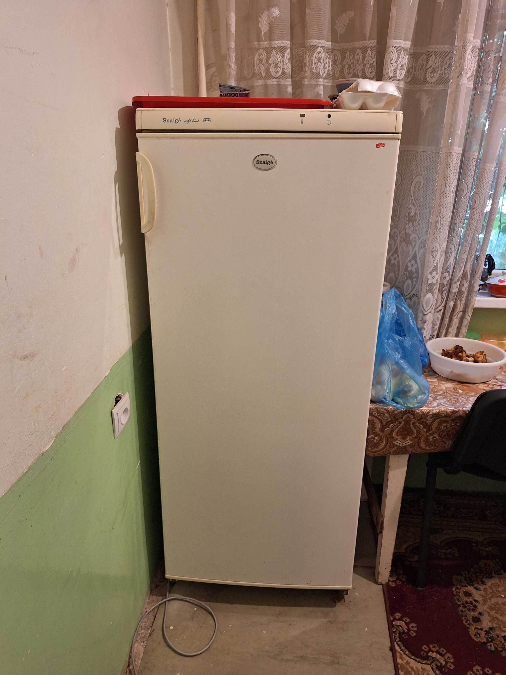 Срочно продам холодильник