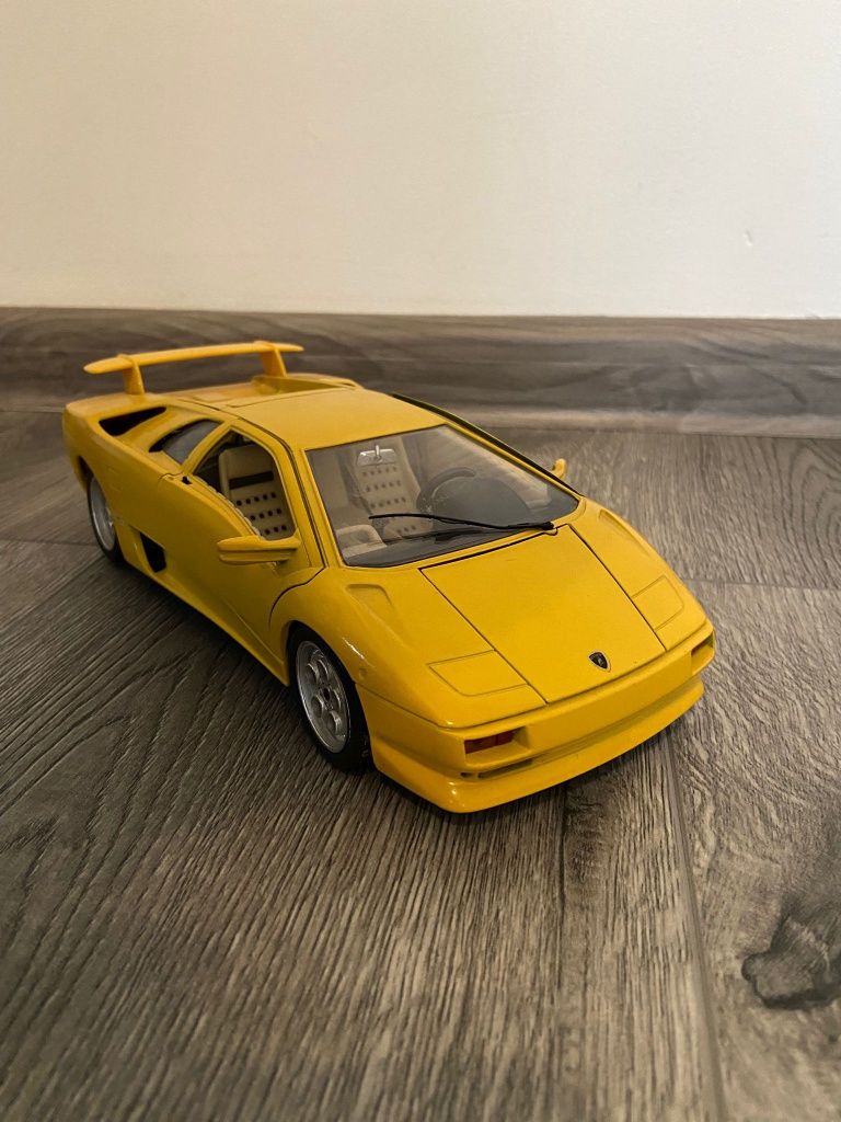 Метална количка Lamborghini Diablo 1:18
