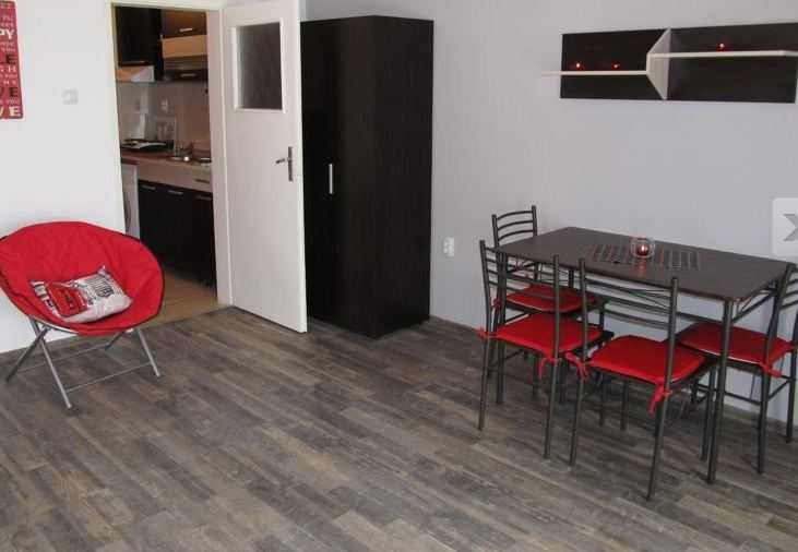 Едностаен Апартамент във Въстанически