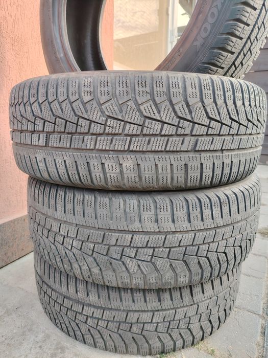 Vand cauciucuri Hankook iarna 215/55/r18