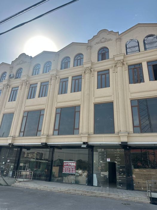 Ibn Sino 2 bitonkada Novostroyka 3/4/4 lifti bõladi