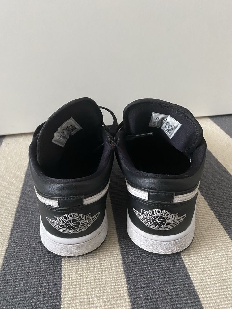 Air Jordan, marimea 37.5