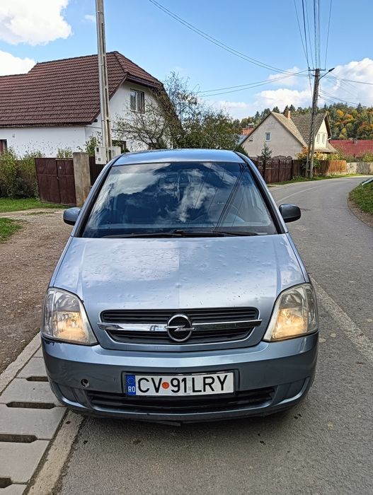 Vând Opel Meriva